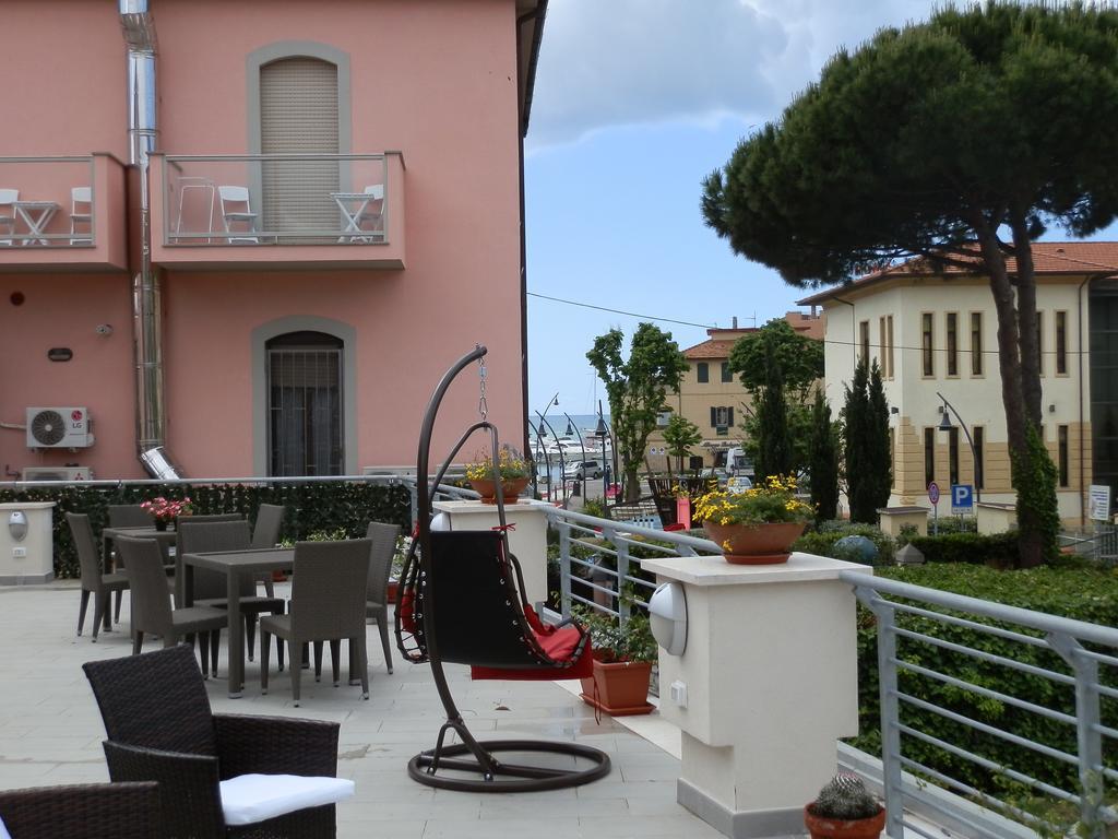Hotel Lucerna Castiglione della Pescaia Exterior photo