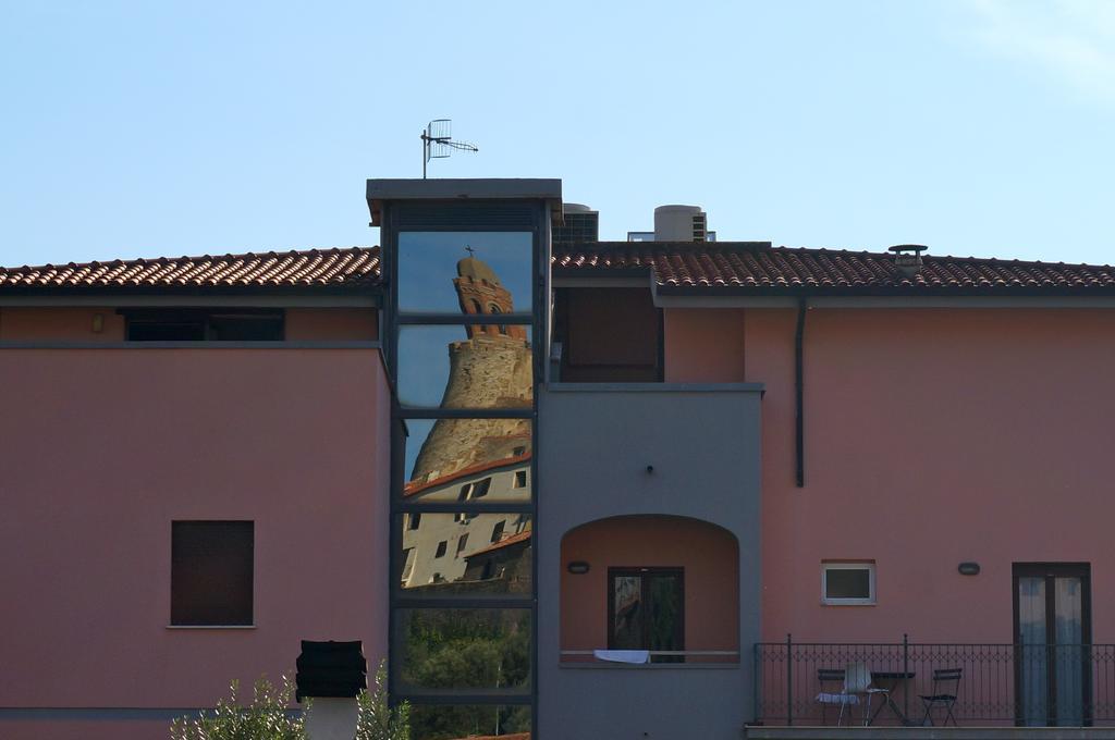 Hotel Lucerna Castiglione della Pescaia Exterior photo
